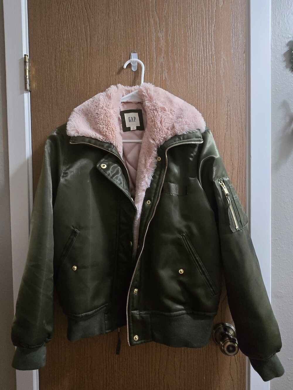 GAP Olive Green Bomber Jacket with Pink Faux Fur Collar